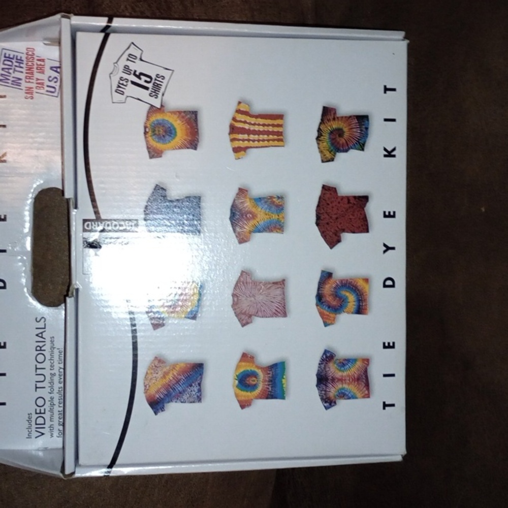 Sale 💰 💰 Tie dye kit.